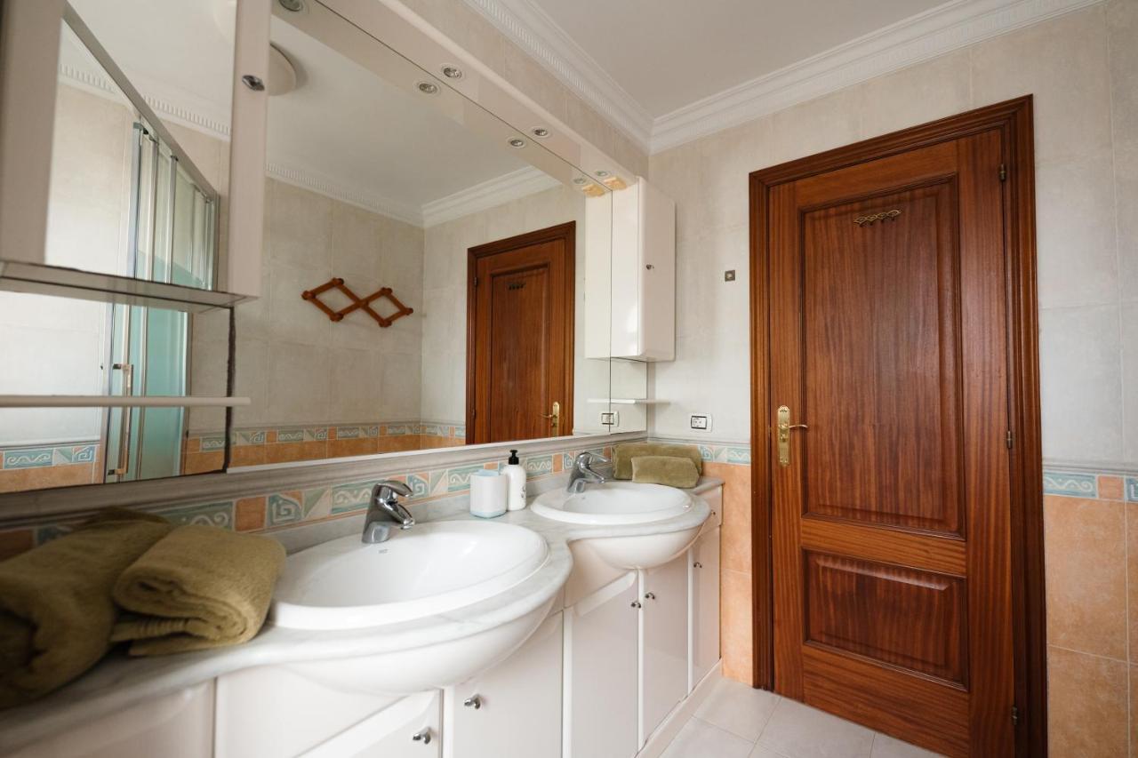 Villa Faya On The First Ocean Line With New Heated Pool Los Cristianos  Buitenkant foto